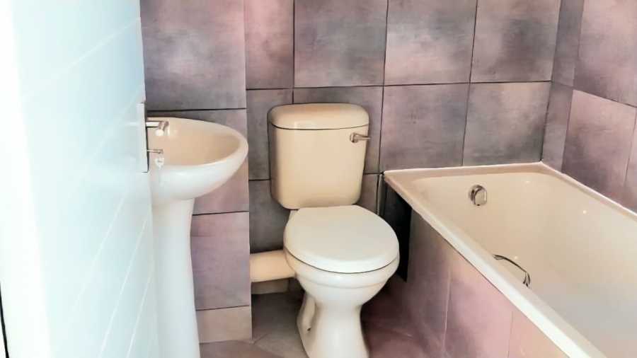 2 Bedroom Property for Sale in Alliance Gauteng
