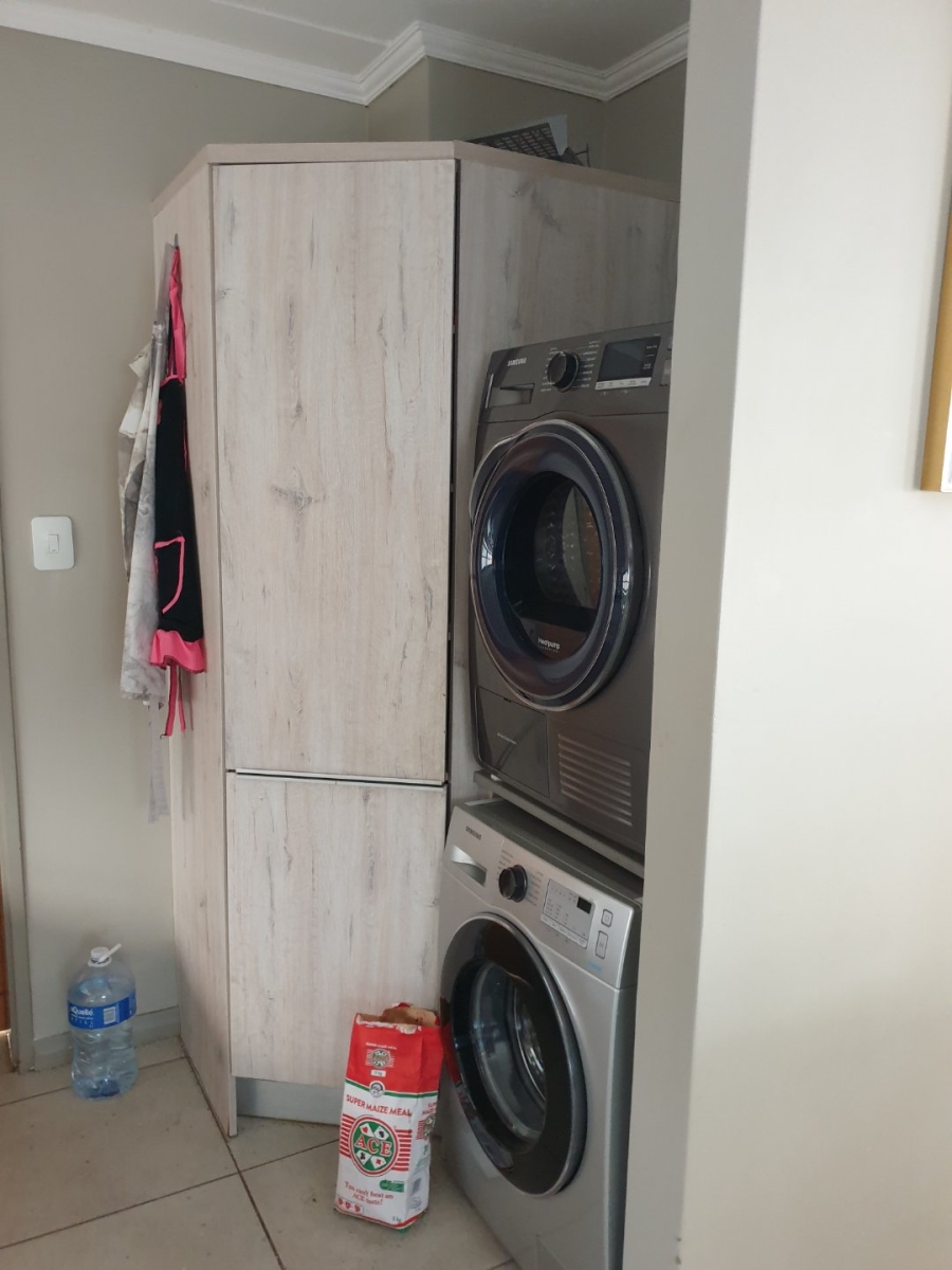 3 Bedroom Property for Sale in Amberfield Gauteng