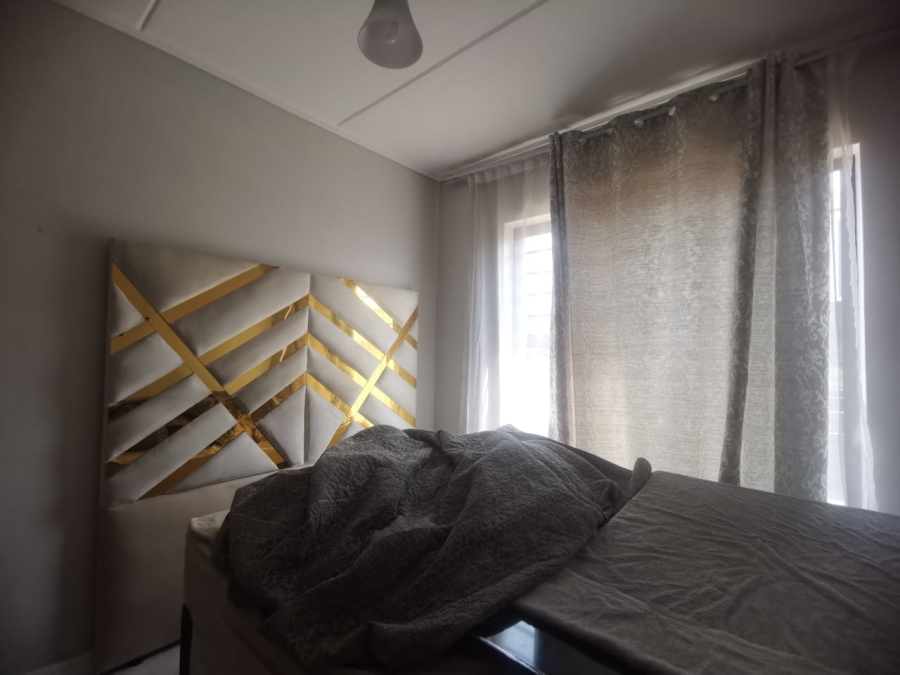 To Let 1 Bedroom Property for Rent in Linbro Park Gauteng