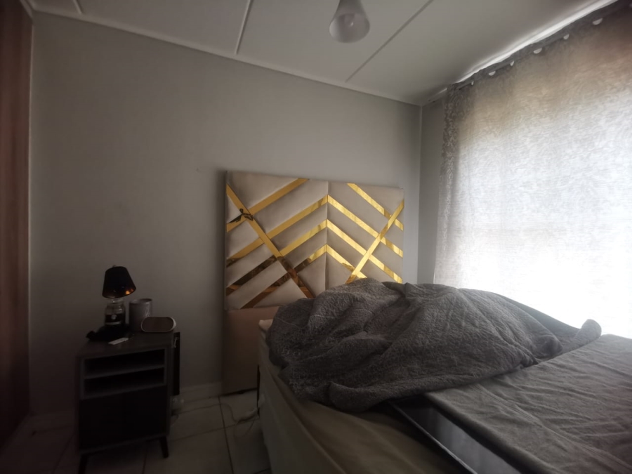 To Let 1 Bedroom Property for Rent in Linbro Park Gauteng