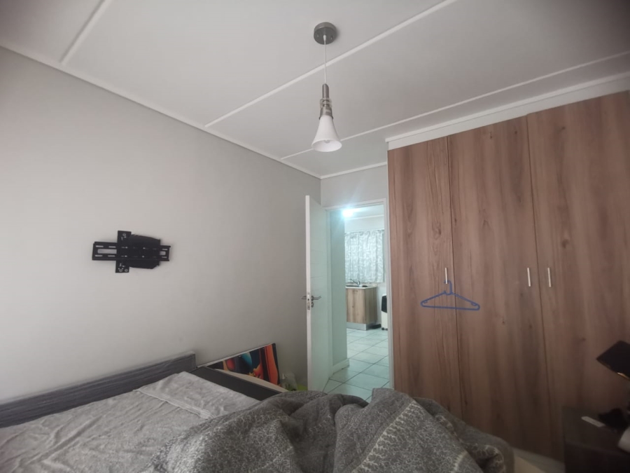To Let 1 Bedroom Property for Rent in Linbro Park Gauteng