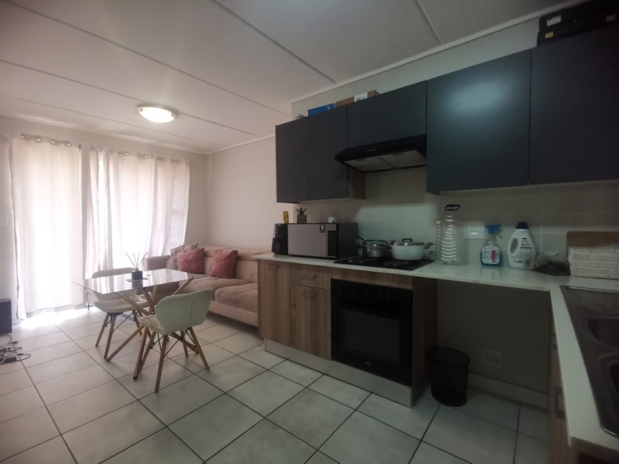 To Let 1 Bedroom Property for Rent in Linbro Park Gauteng