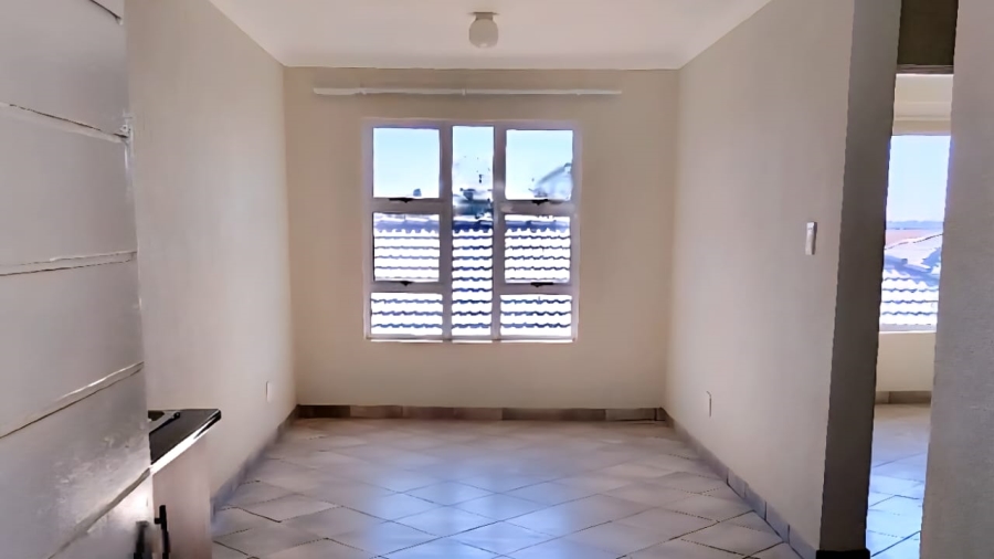 2 Bedroom Property for Sale in Alliance Gauteng