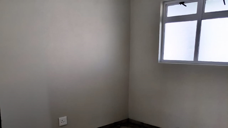 2 Bedroom Property for Sale in Alliance Gauteng