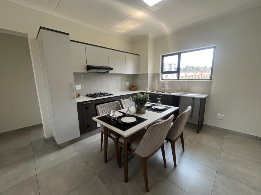 2 Bedroom Property for Sale in Noordhang Gauteng