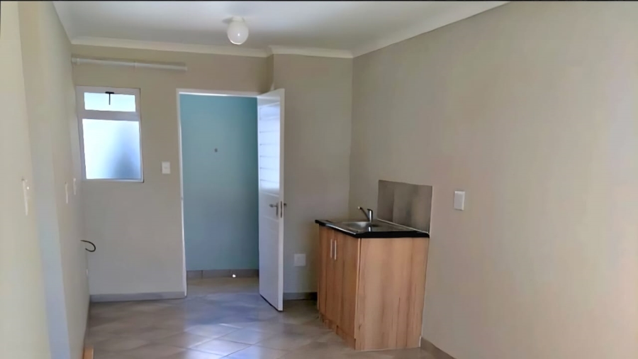 2 Bedroom Property for Sale in Alliance Gauteng