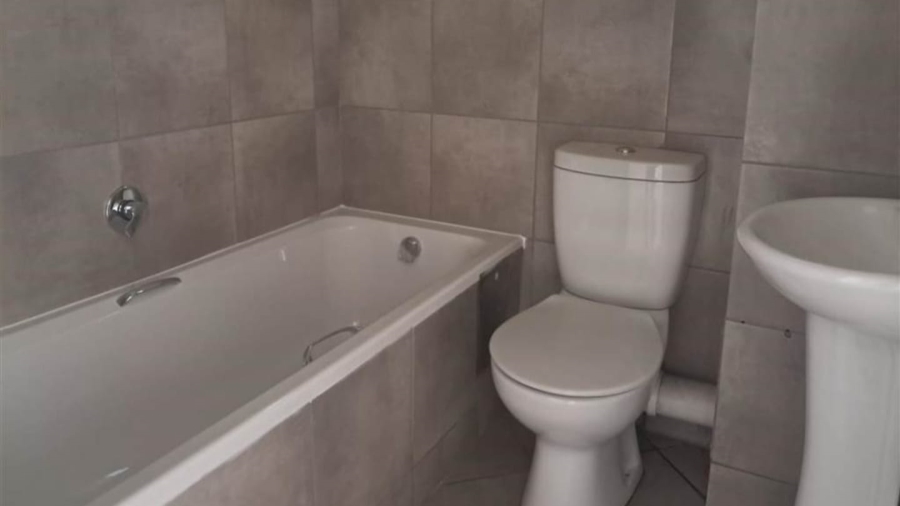 2 Bedroom Property for Sale in Alliance Gauteng