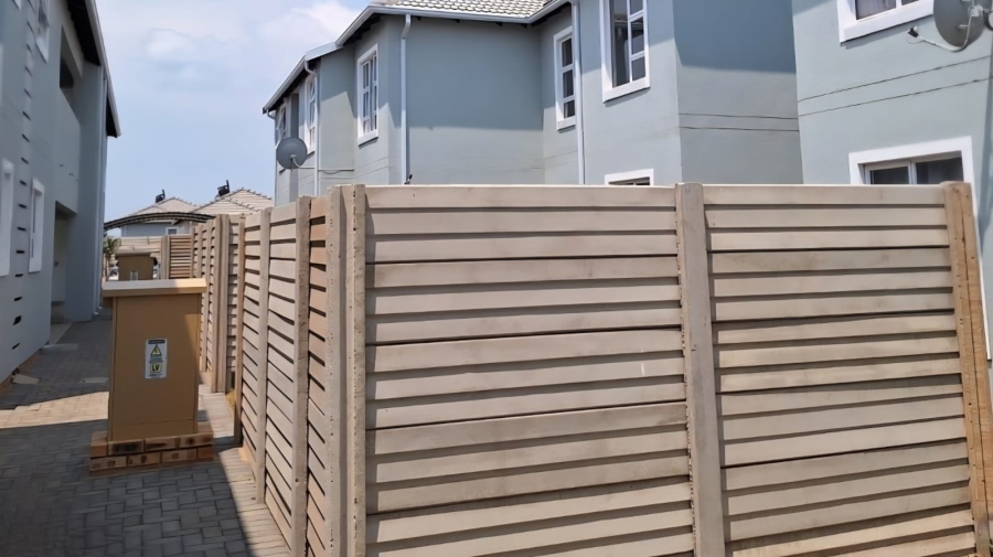 2 Bedroom Property for Sale in Alliance Gauteng