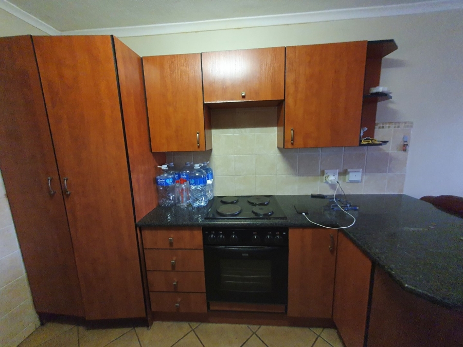 2 Bedroom Property for Sale in Montana Tuine Gauteng