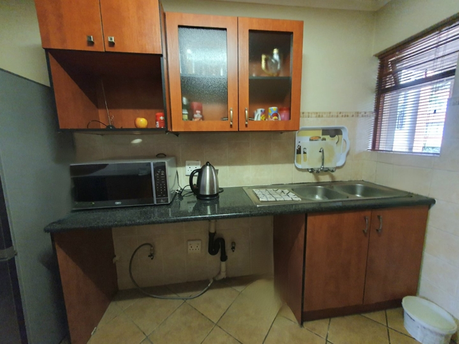 2 Bedroom Property for Sale in Montana Tuine Gauteng