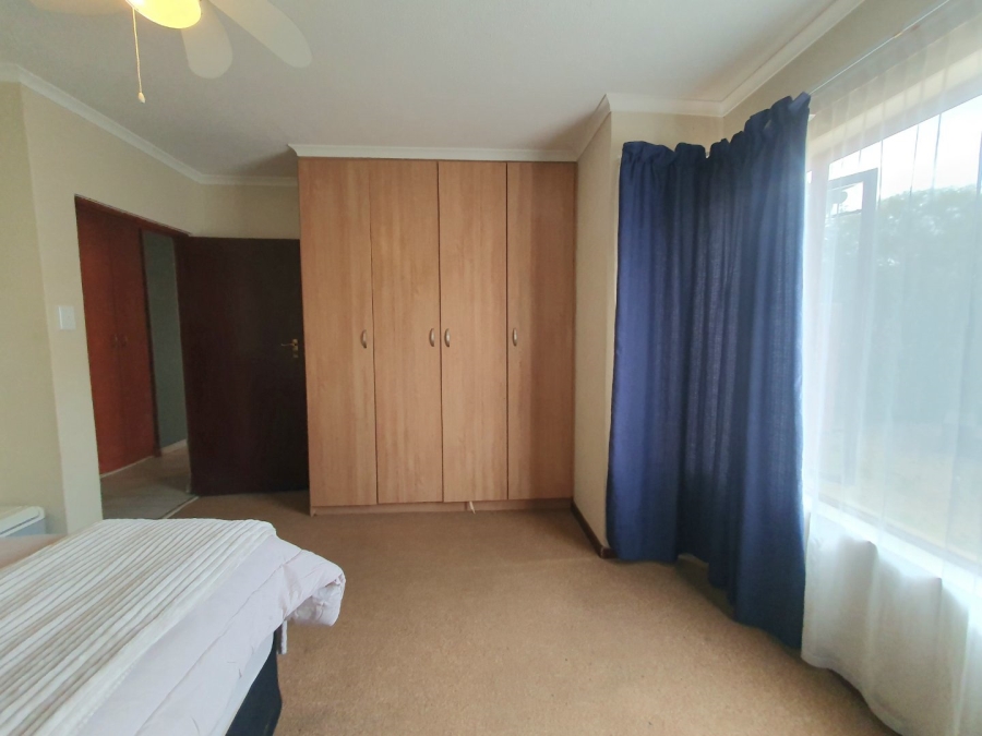 2 Bedroom Property for Sale in Montana Tuine Gauteng