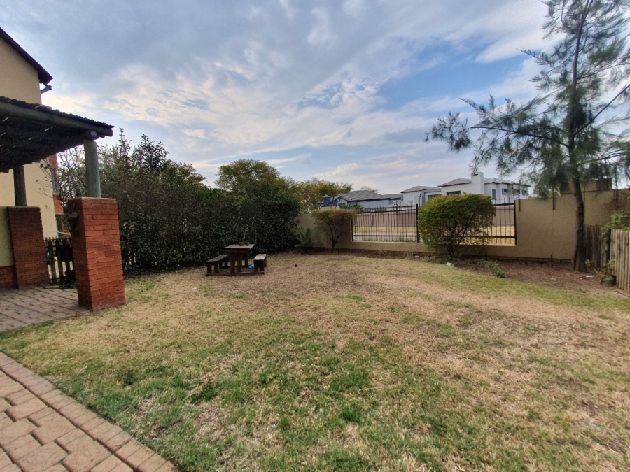 2 Bedroom Property for Sale in Montana Tuine Gauteng