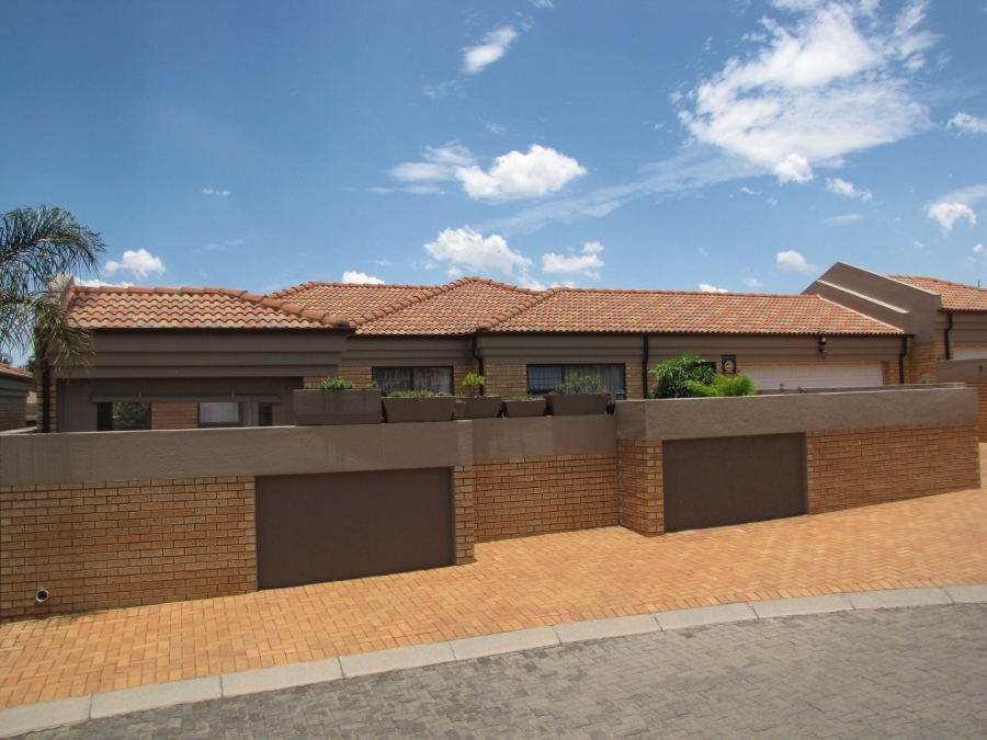 3 Bedroom Property for Sale in Pomona Gauteng