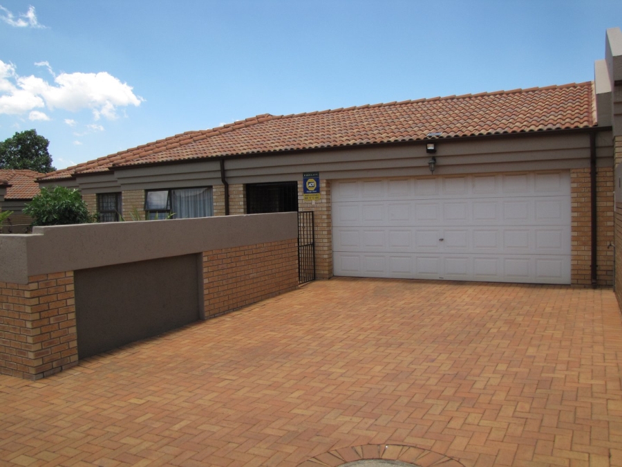 3 Bedroom Property for Sale in Pomona Gauteng