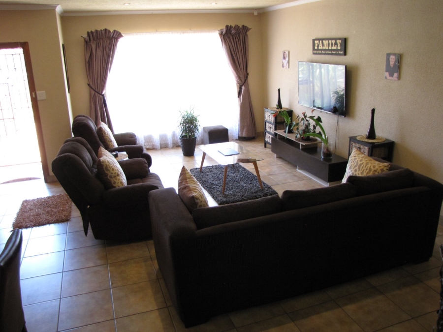 3 Bedroom Property for Sale in Pomona Gauteng