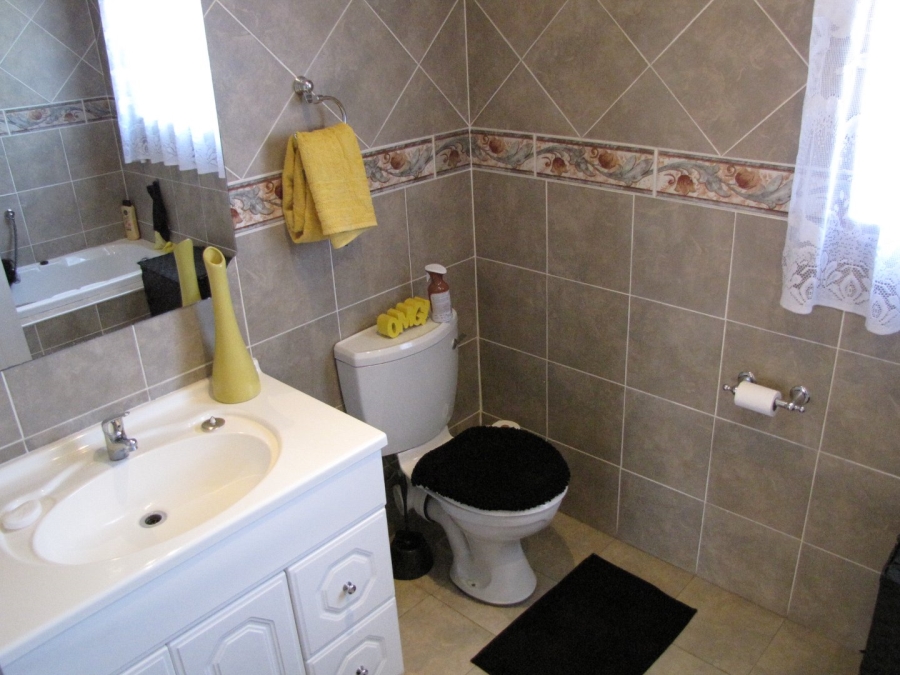 3 Bedroom Property for Sale in Pomona Gauteng