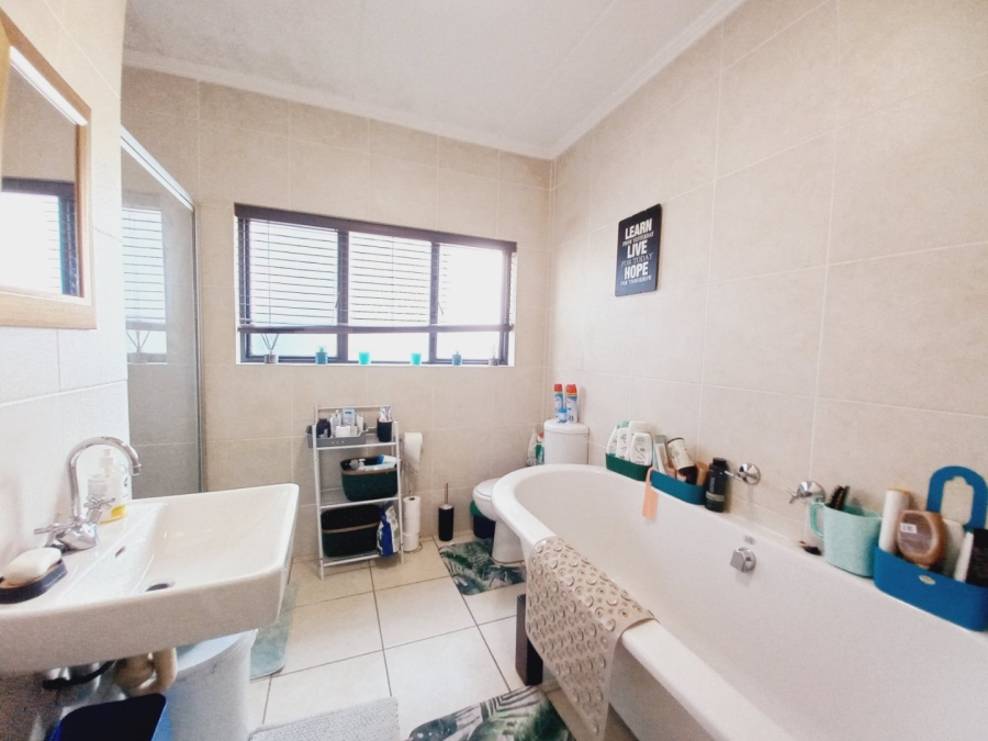 2 Bedroom Property for Sale in Solheim Gauteng