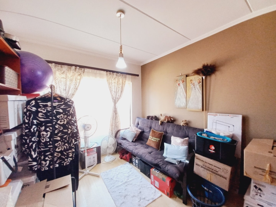 2 Bedroom Property for Sale in Solheim Gauteng