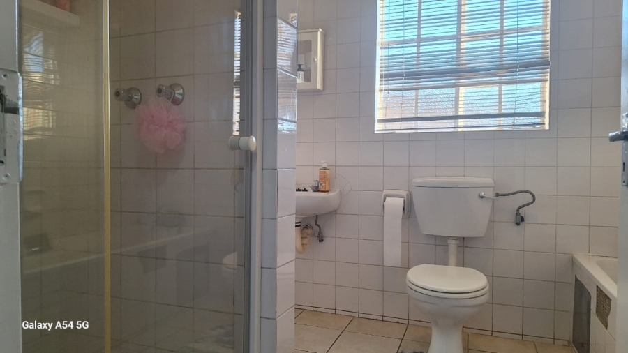 2 Bedroom Property for Sale in Sunair Park Gauteng
