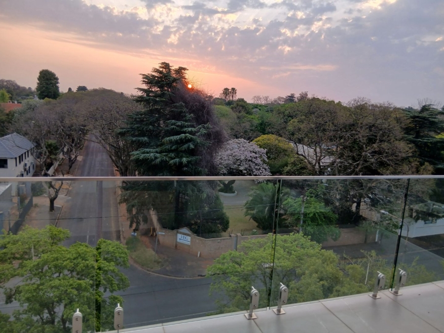 1 Bedroom Property for Sale in Rosebank Gauteng