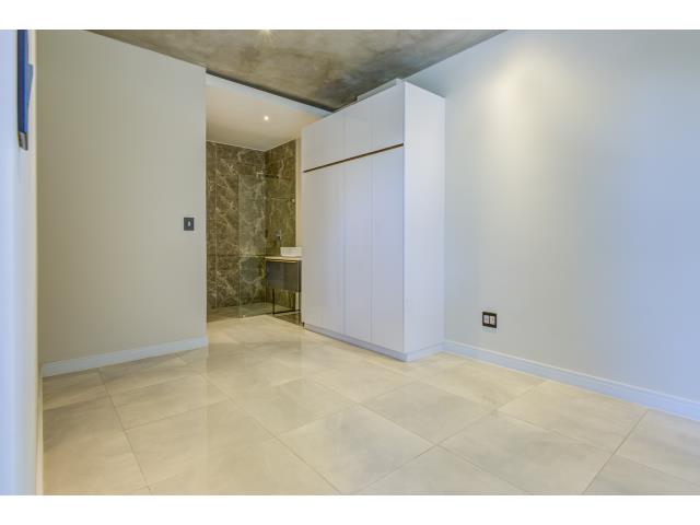 1 Bedroom Property for Sale in Rosebank Gauteng
