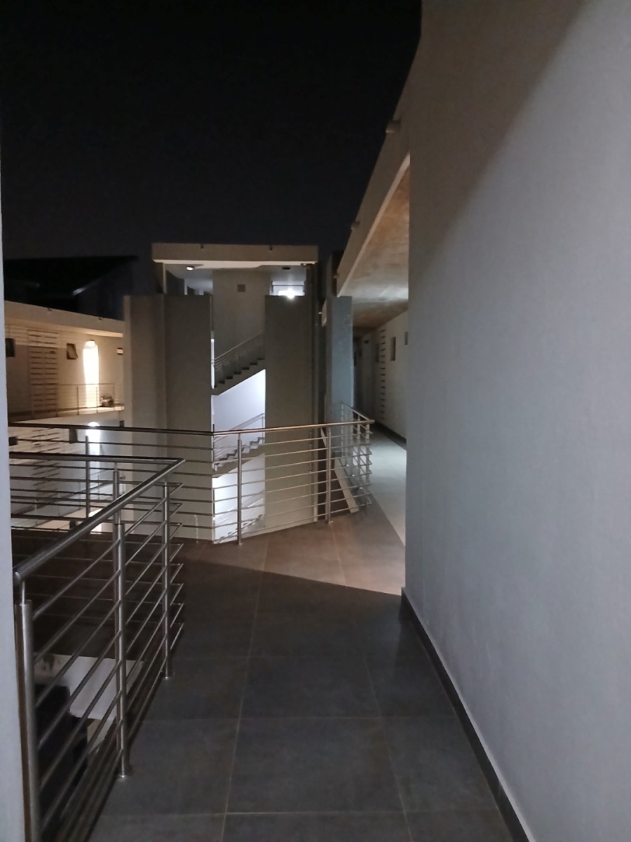 1 Bedroom Property for Sale in Rosebank Gauteng