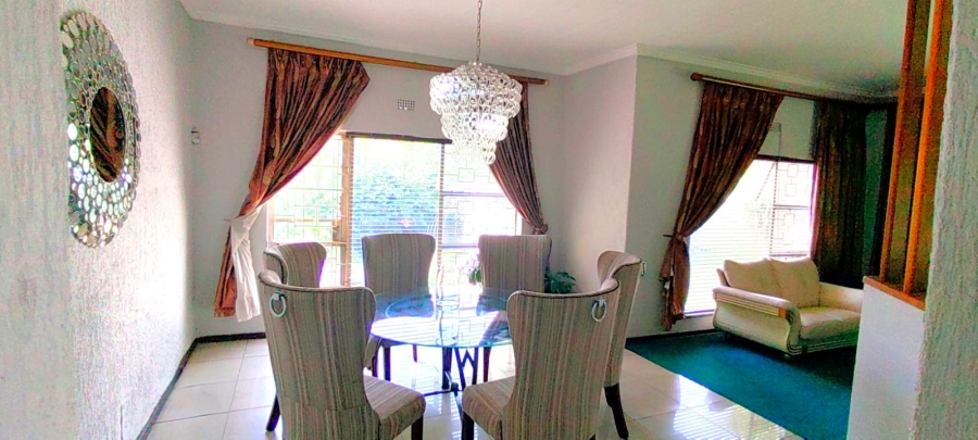  Bedroom Property for Sale in Vanderbijlpark SE 7 Gauteng