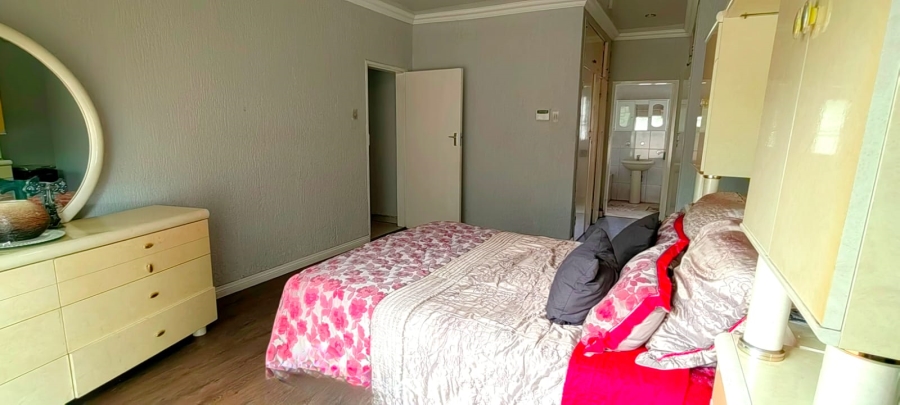  Bedroom Property for Sale in Vanderbijlpark SE 7 Gauteng