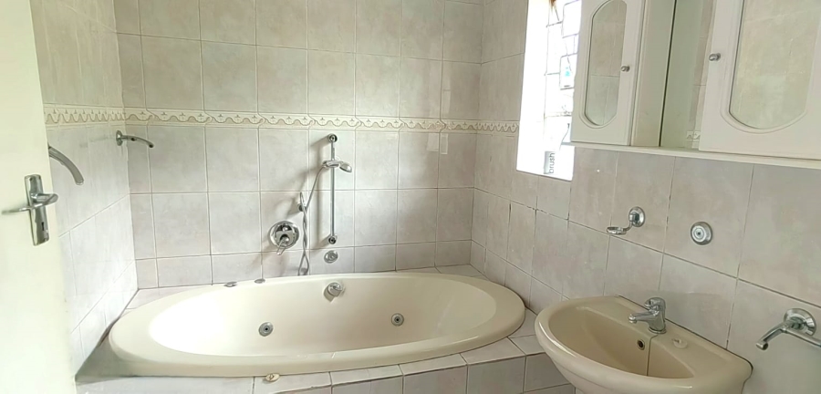  Bedroom Property for Sale in Vanderbijlpark SE 7 Gauteng