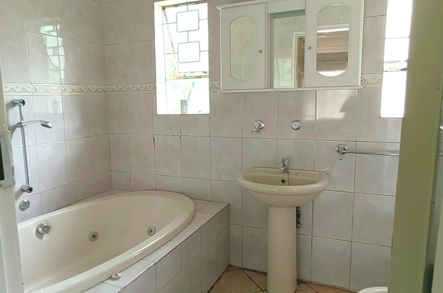  Bedroom Property for Sale in Vanderbijlpark SE 7 Gauteng