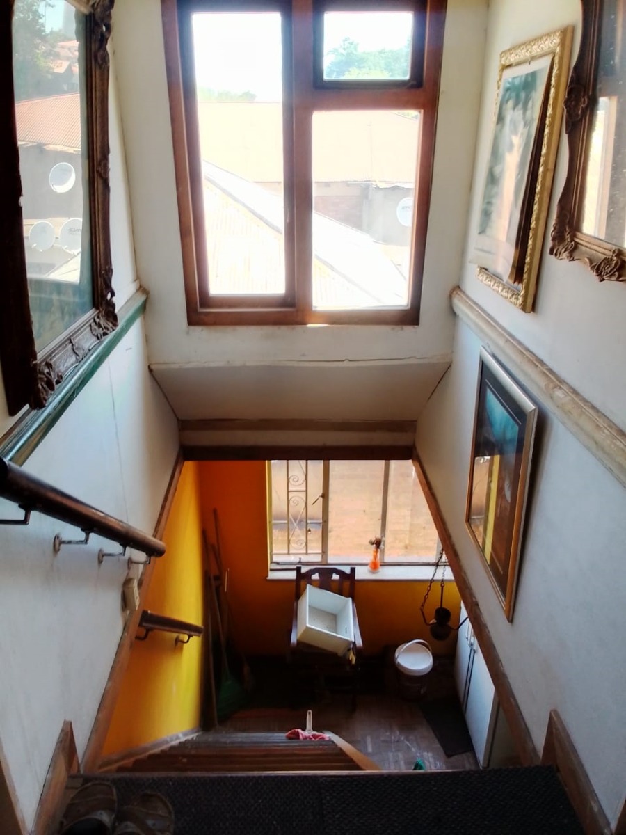 6 Bedroom Property for Sale in Judiths Paarl Gauteng