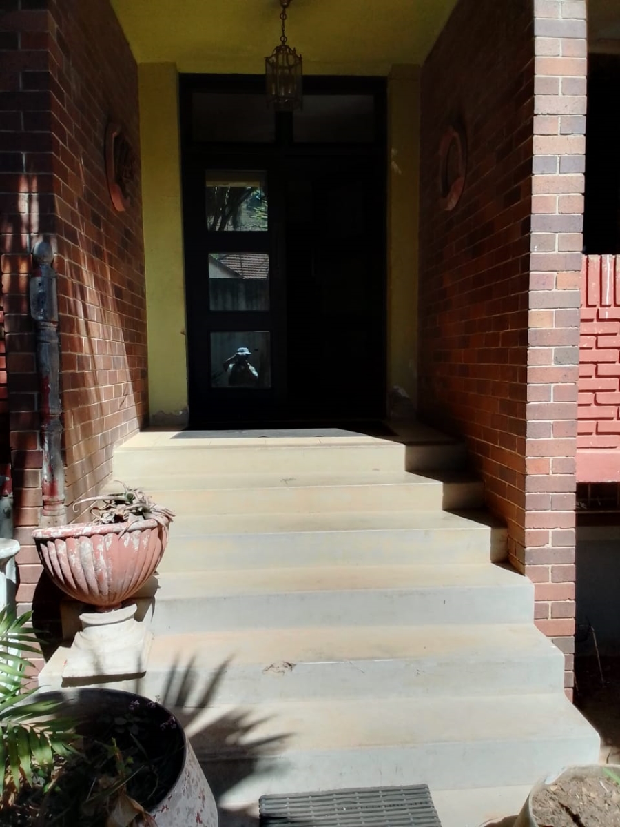 6 Bedroom Property for Sale in Judiths Paarl Gauteng