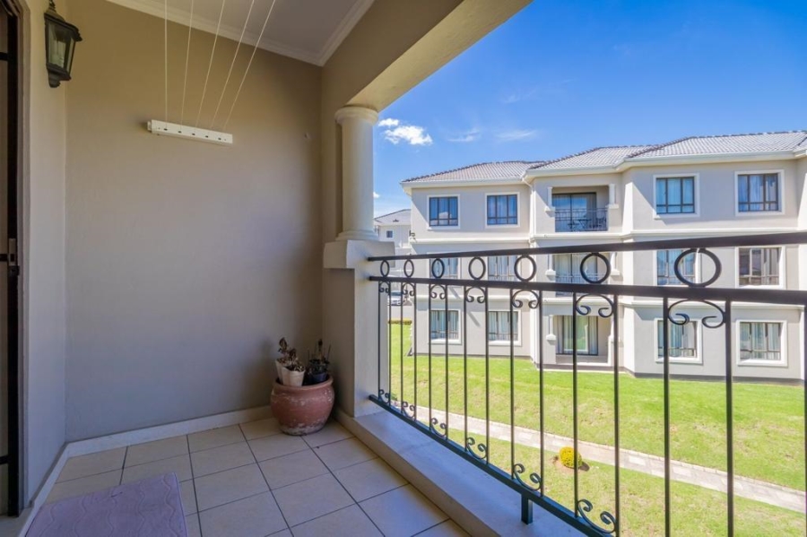 To Let 2 Bedroom Property for Rent in Maroeladal Gauteng