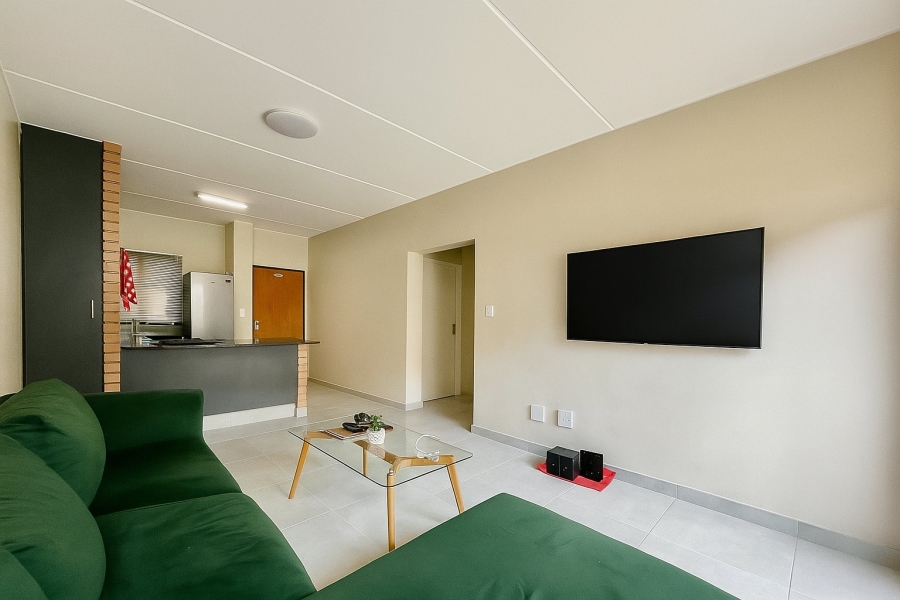2 Bedroom Property for Sale in Vorna Valley Gauteng