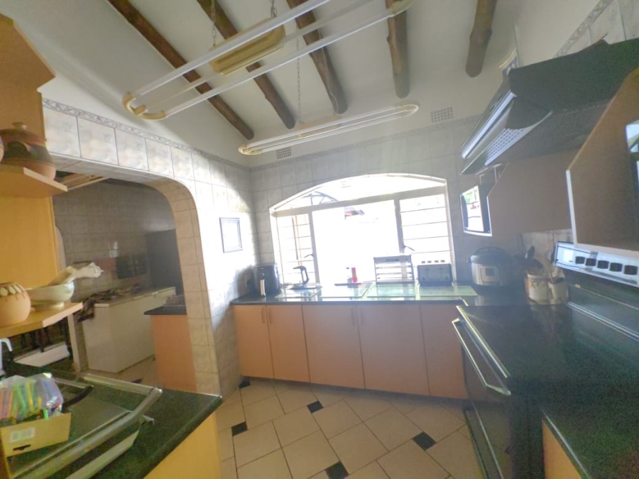 To Let 3 Bedroom Property for Rent in Bryanston Gauteng