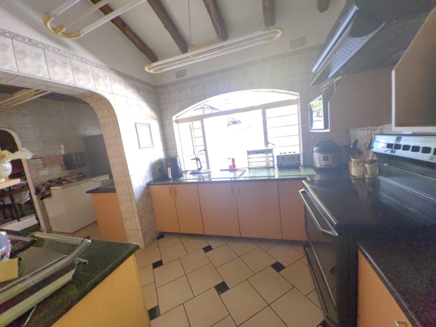 To Let 3 Bedroom Property for Rent in Bryanston Gauteng