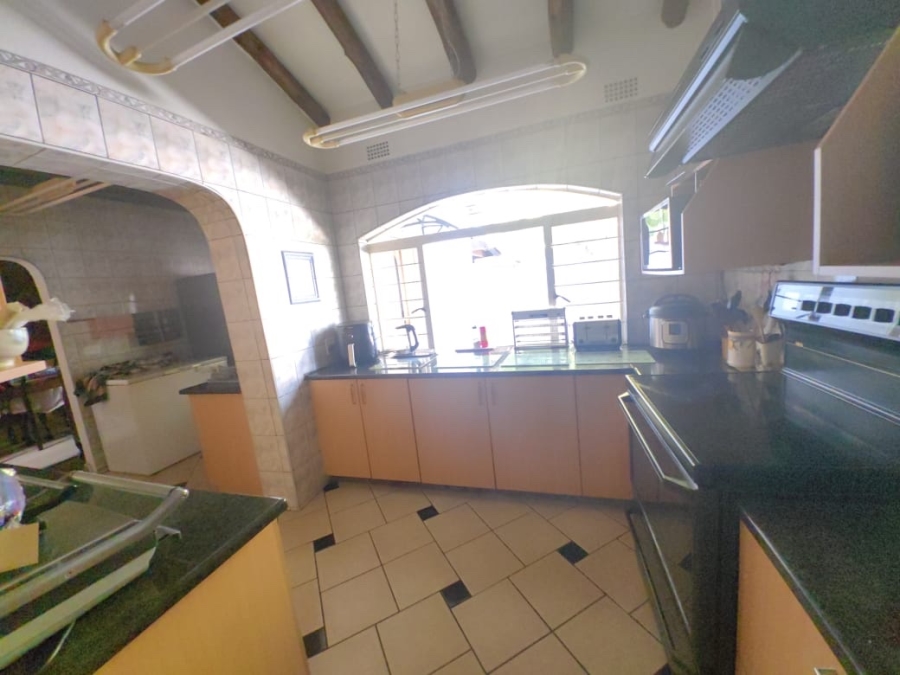 To Let 3 Bedroom Property for Rent in Bryanston Gauteng