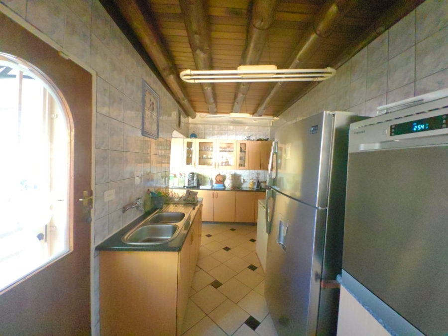 To Let 3 Bedroom Property for Rent in Bryanston Gauteng