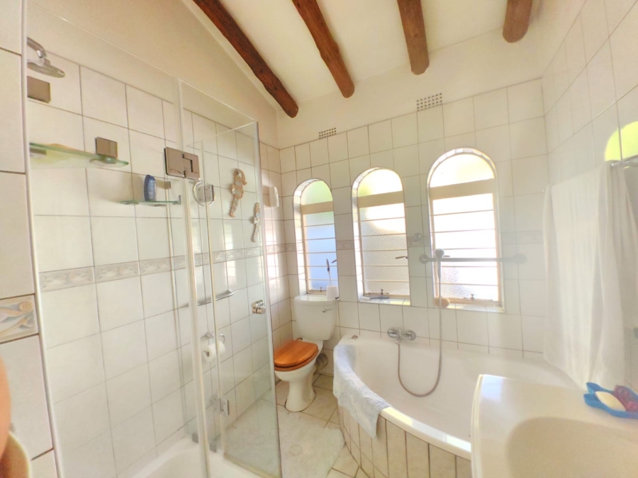To Let 3 Bedroom Property for Rent in Bryanston Gauteng