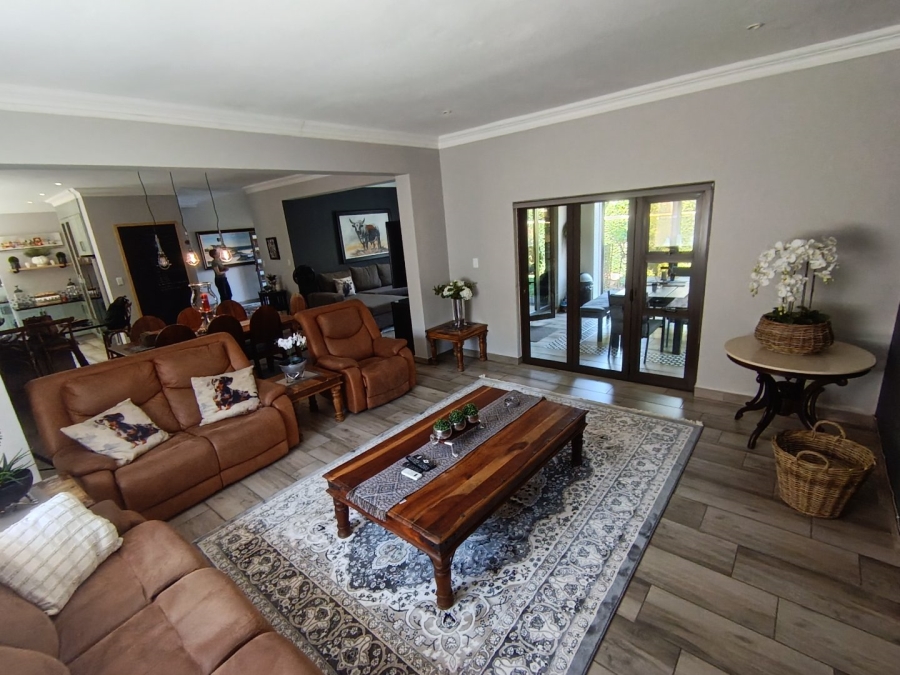 3 Bedroom Property for Sale in Highveld Gauteng