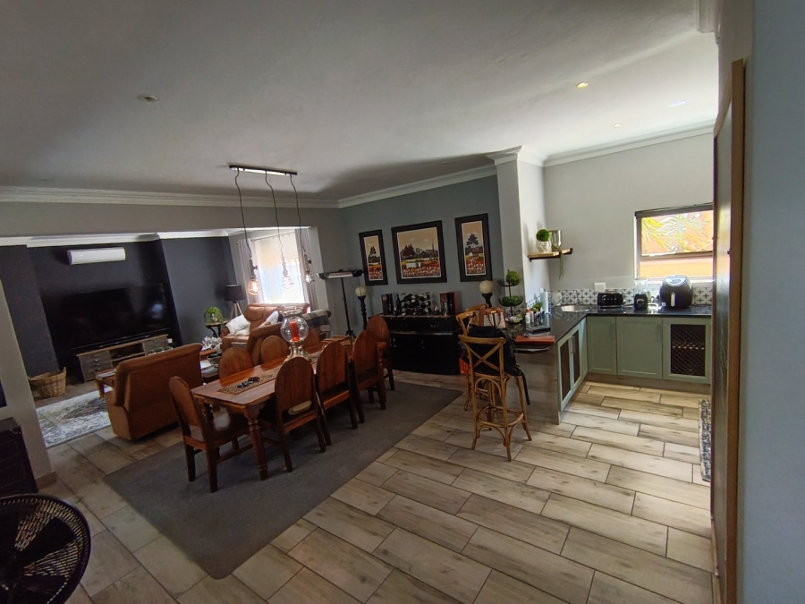 3 Bedroom Property for Sale in Highveld Gauteng