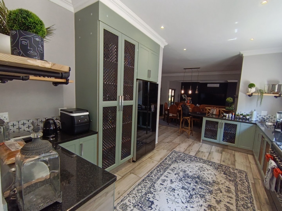 3 Bedroom Property for Sale in Highveld Gauteng
