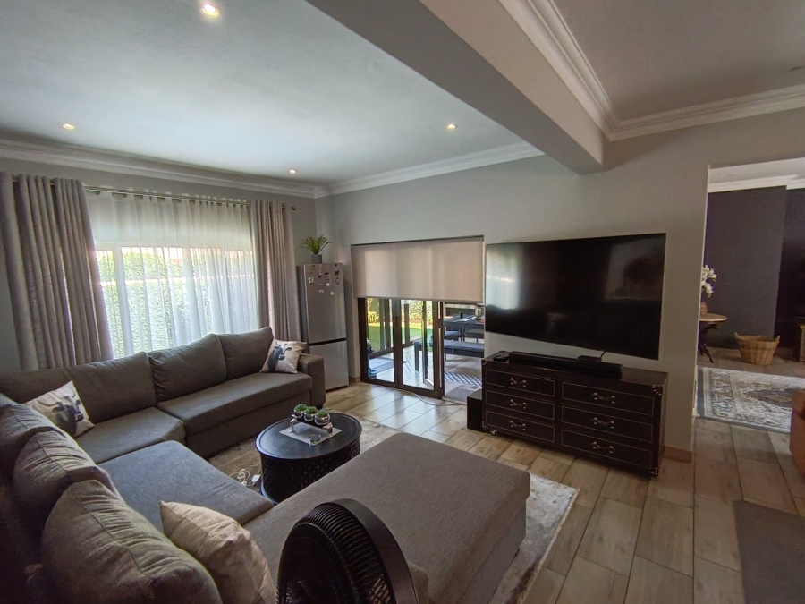 3 Bedroom Property for Sale in Highveld Gauteng