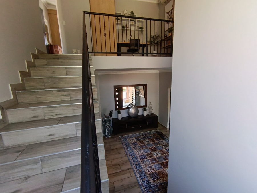 3 Bedroom Property for Sale in Highveld Gauteng