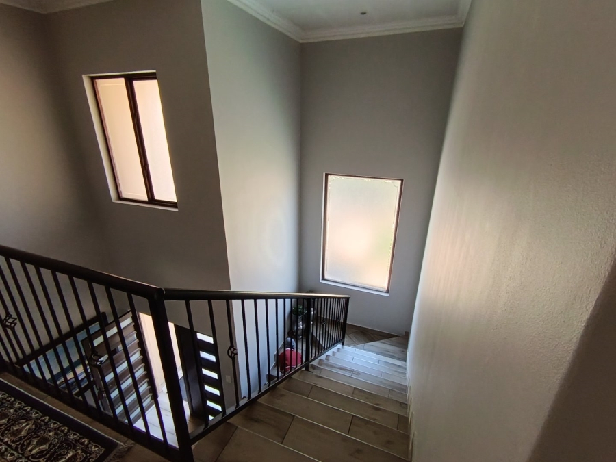 3 Bedroom Property for Sale in Highveld Gauteng