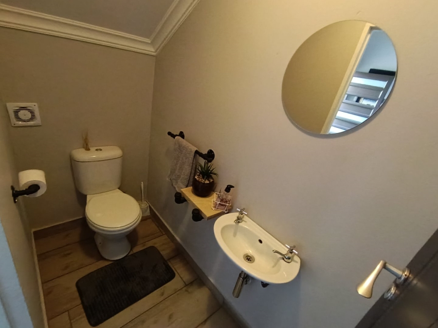 3 Bedroom Property for Sale in Highveld Gauteng
