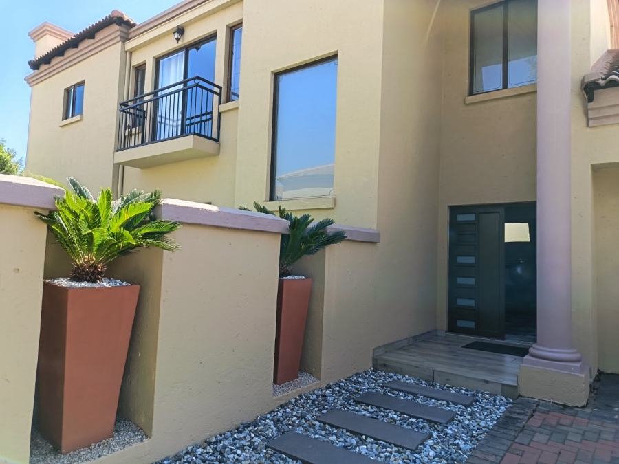 3 Bedroom Property for Sale in Highveld Gauteng