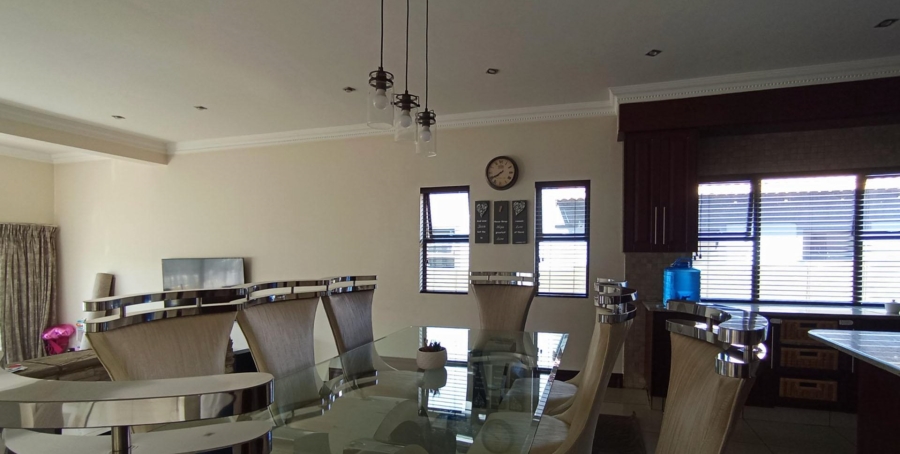4 Bedroom Property for Sale in Blue Valley Golf Estate Gauteng