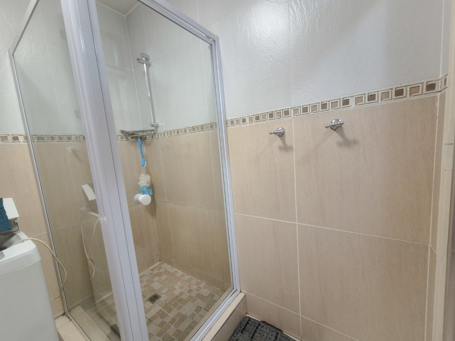 2 Bedroom Property for Sale in Vanderbijlpark CW 3 Gauteng