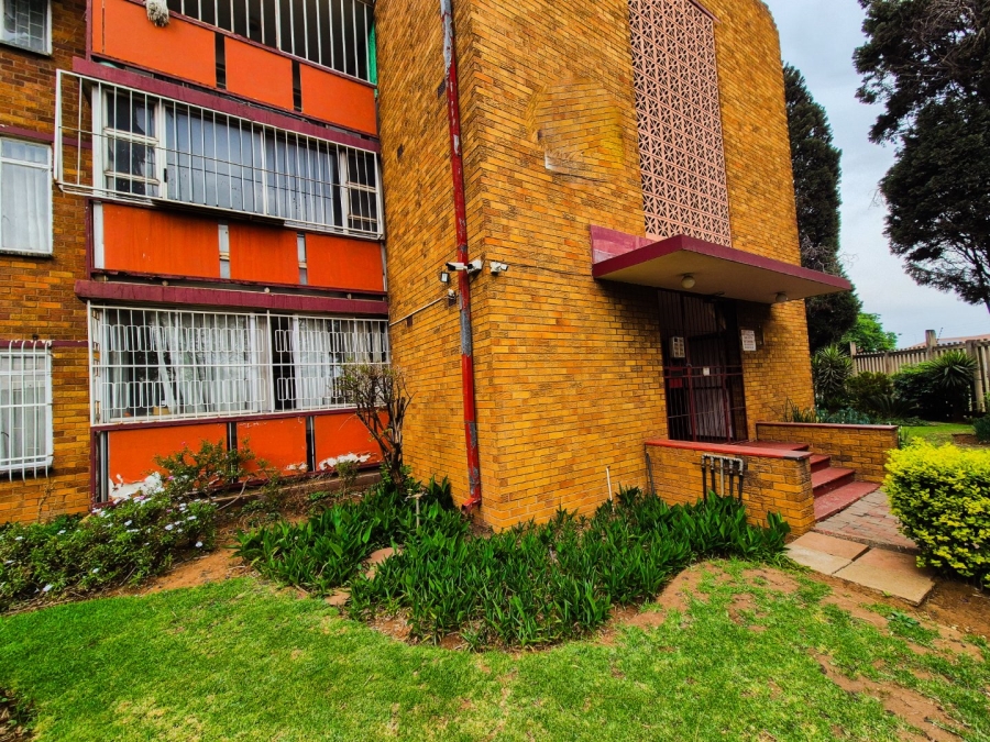 2 Bedroom Property for Sale in Vanderbijlpark CW 3 Gauteng